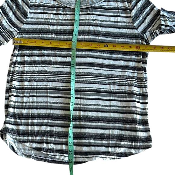 Womens Top Size Large Petite Stripes Casual Everyday Momwear - Picture 2 of 6